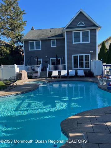 89 Mclean Avenue Manasquan NJ 08736