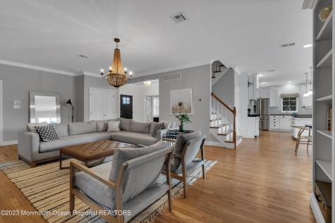 89 Mclean Avenue Manasquan NJ 08736