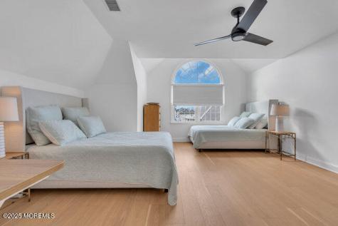 2 Captains Court Manasquan NJ 08736