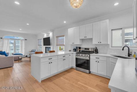 2 Captains Court Manasquan NJ 08736