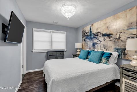 213 Hayes Court Lavallette NJ 08735