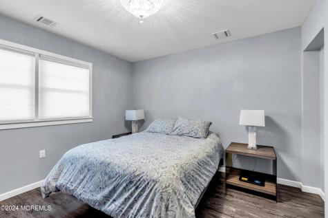 213 Hayes Court Lavallette NJ 08735