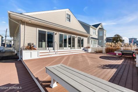 213 Hayes Court Lavallette NJ 08735