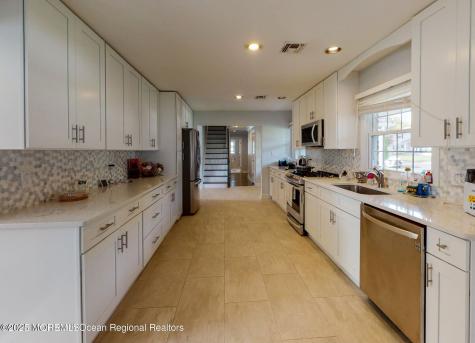 9 Harbor Court West Long Branch NJ 07764