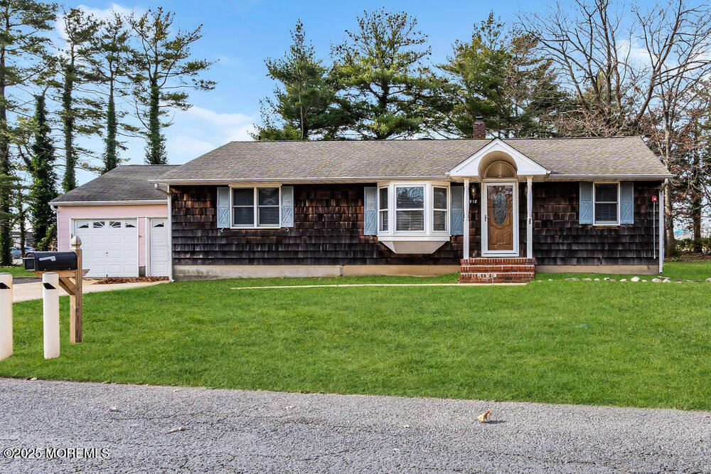 918 Charles Drive Toms River NJ 08753