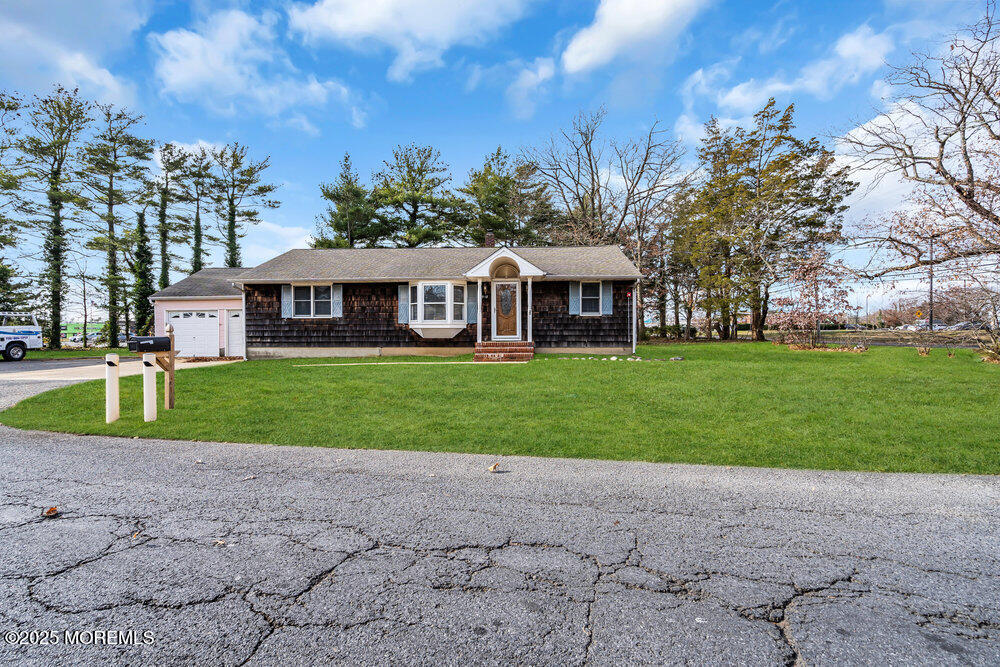 918 Charles Drive Toms River NJ 08753