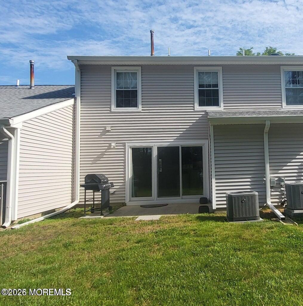 32 Redwood Drive Eatontown NJ 07724