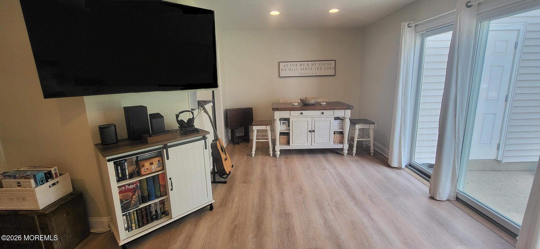 32 Redwood Drive Eatontown NJ 07724