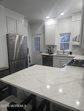 486 W Lincoln Avenue Oakhurst NJ 07755