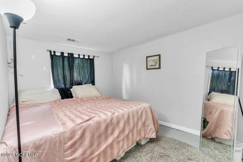 624 Fort Plains Road Howell NJ 07731