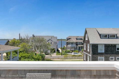 1328 Ocean Avenue Mantoloking NJ 08738