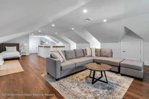 1328 Ocean Avenue Mantoloking NJ 08738