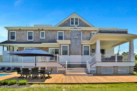 1328 Ocean Avenue Mantoloking NJ 08738