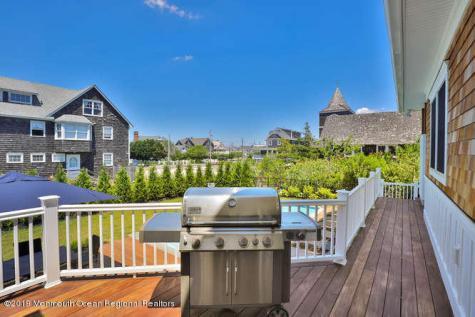 1328 Ocean Avenue Mantoloking NJ 08738