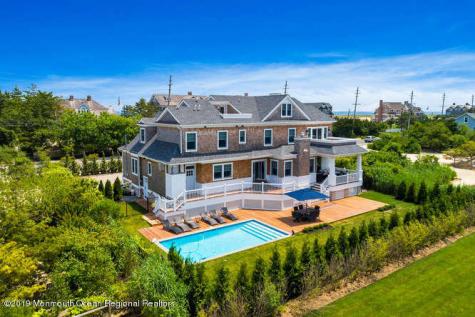 1328 Ocean Avenue Mantoloking NJ 08738