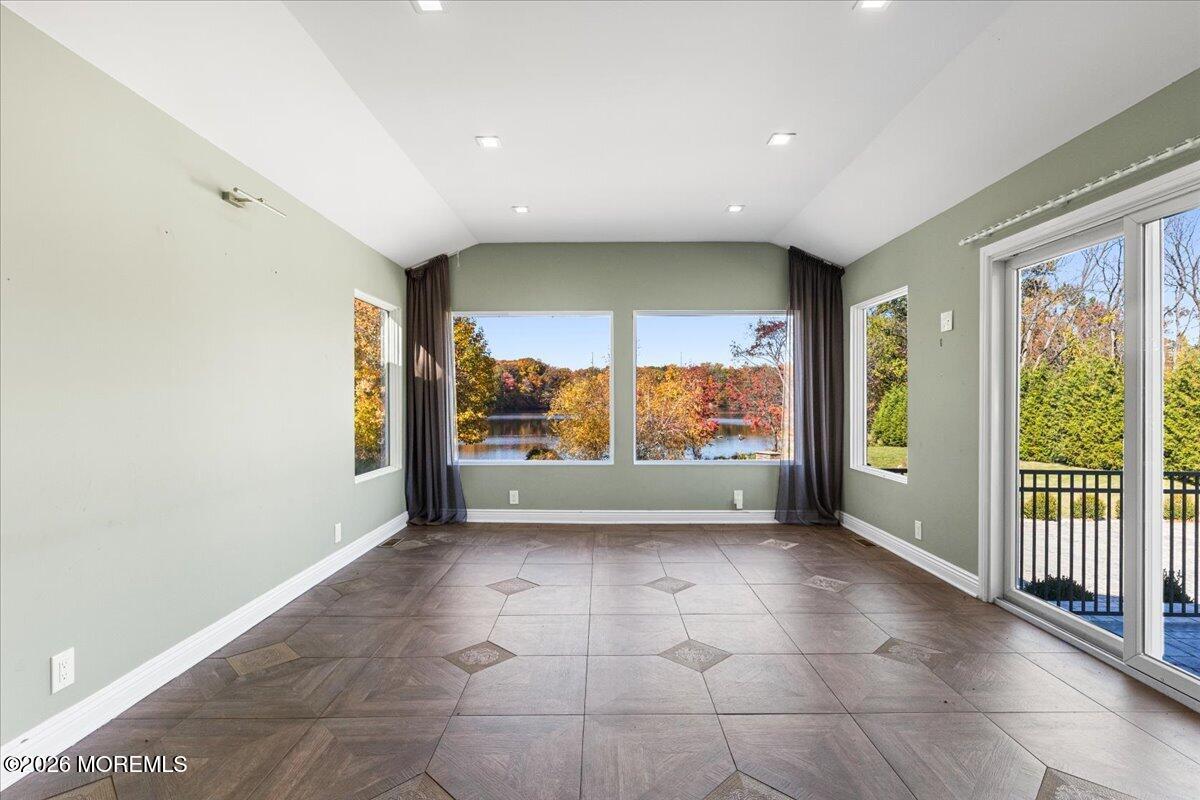 35 Farrington Avenue East Brunswick NJ 08816