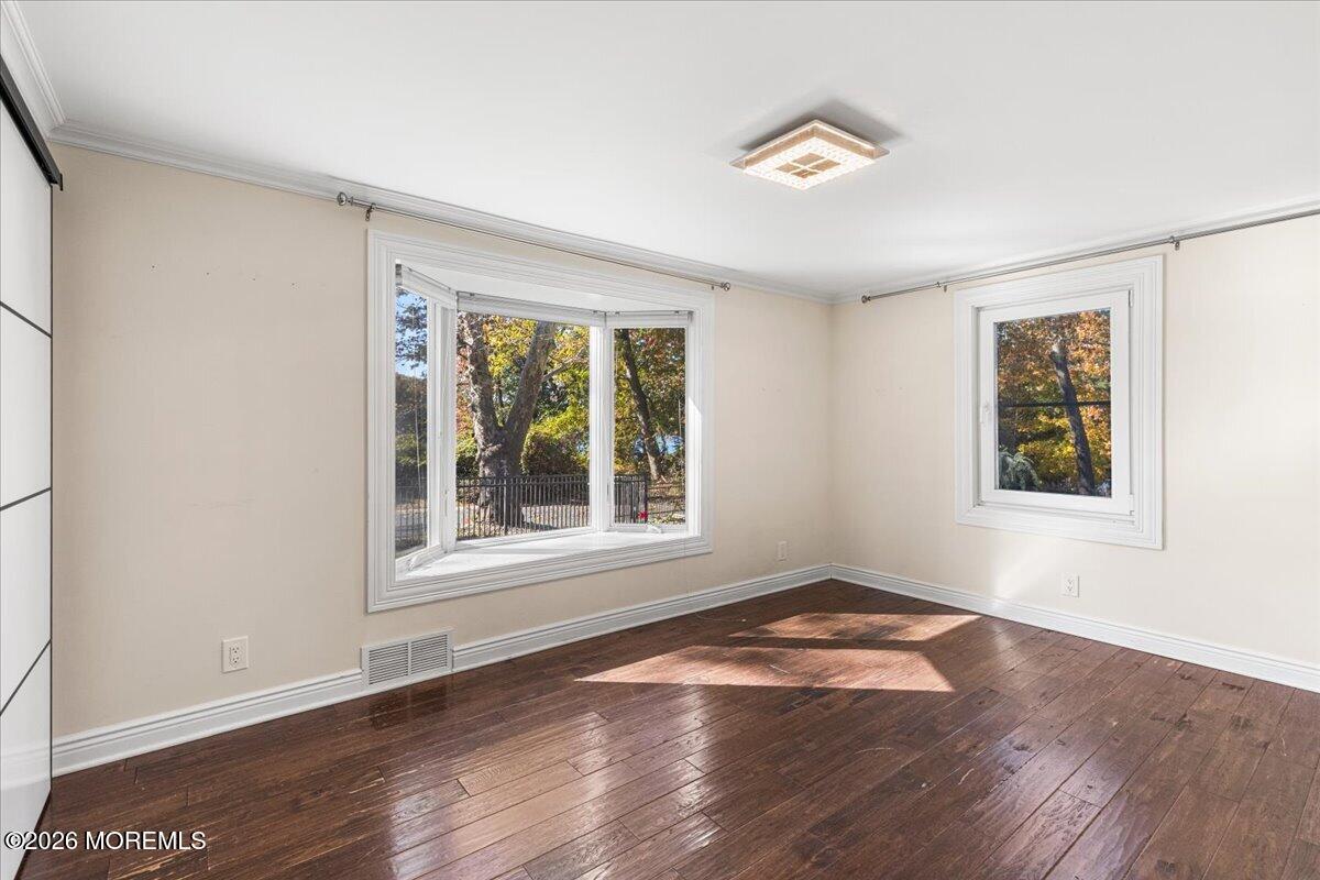 35 Farrington Avenue East Brunswick NJ 08816
