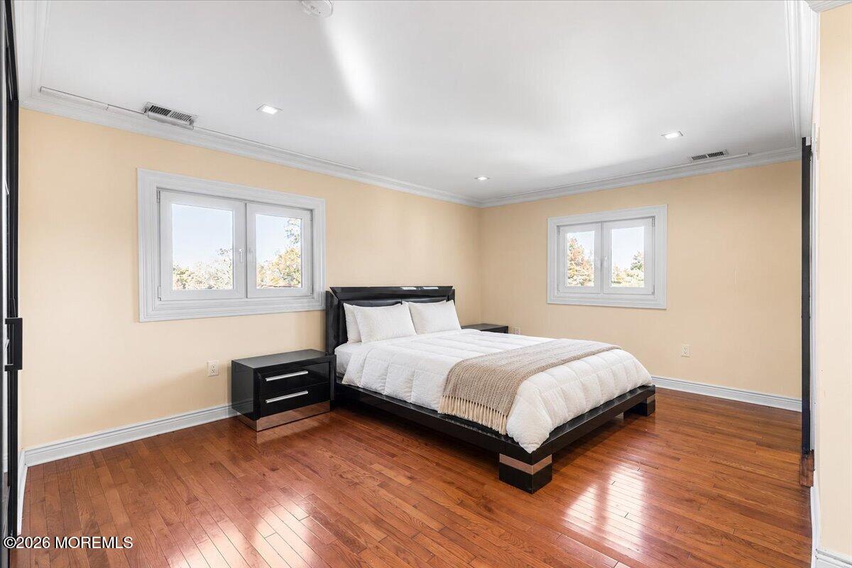 35 Farrington Avenue East Brunswick NJ 08816