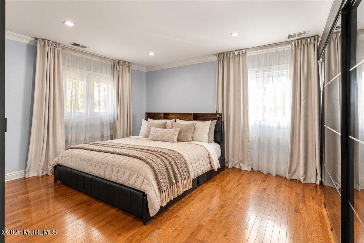 35 Farrington Avenue East Brunswick NJ 08816
