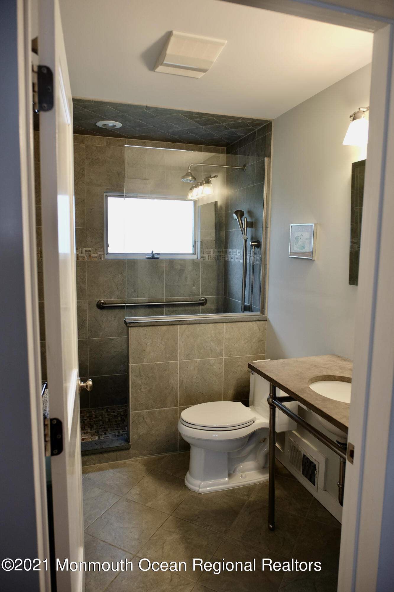 220 Lincoln Avenue Avon-by-the-sea NJ 07717