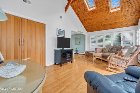124 Neptune Place Sea Girt NJ 08750