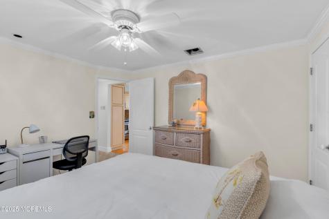 124 Neptune Place Sea Girt NJ 08750