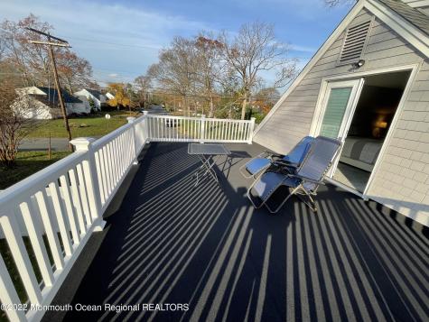 282 Berger Avenue Oakhurst NJ 07755