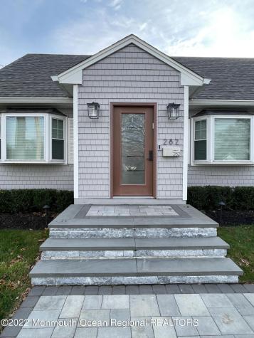282 Berger Avenue Oakhurst NJ 07755