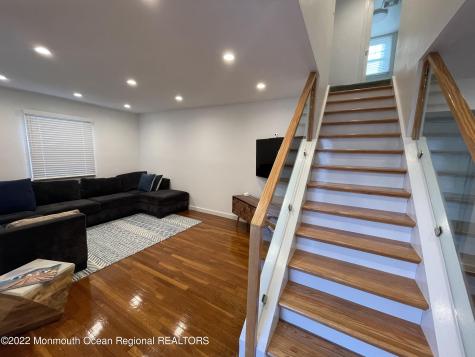 282 Berger Avenue Oakhurst NJ 07755