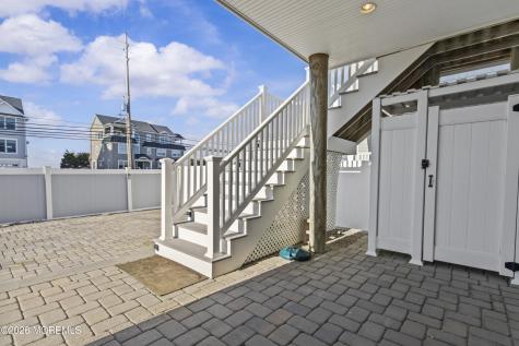 447 N Highway 35 Mantoloking NJ 08738