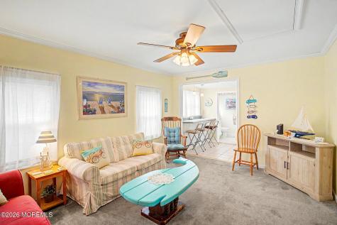 1022 S Green Street Tuckerton NJ 08087
