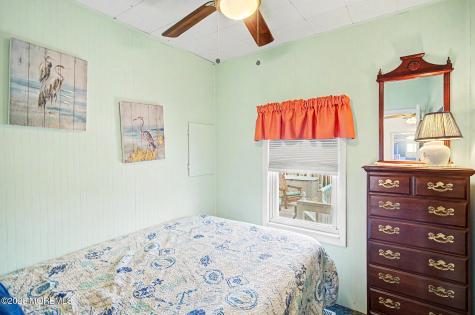 1022 S Green Street Tuckerton NJ 08087