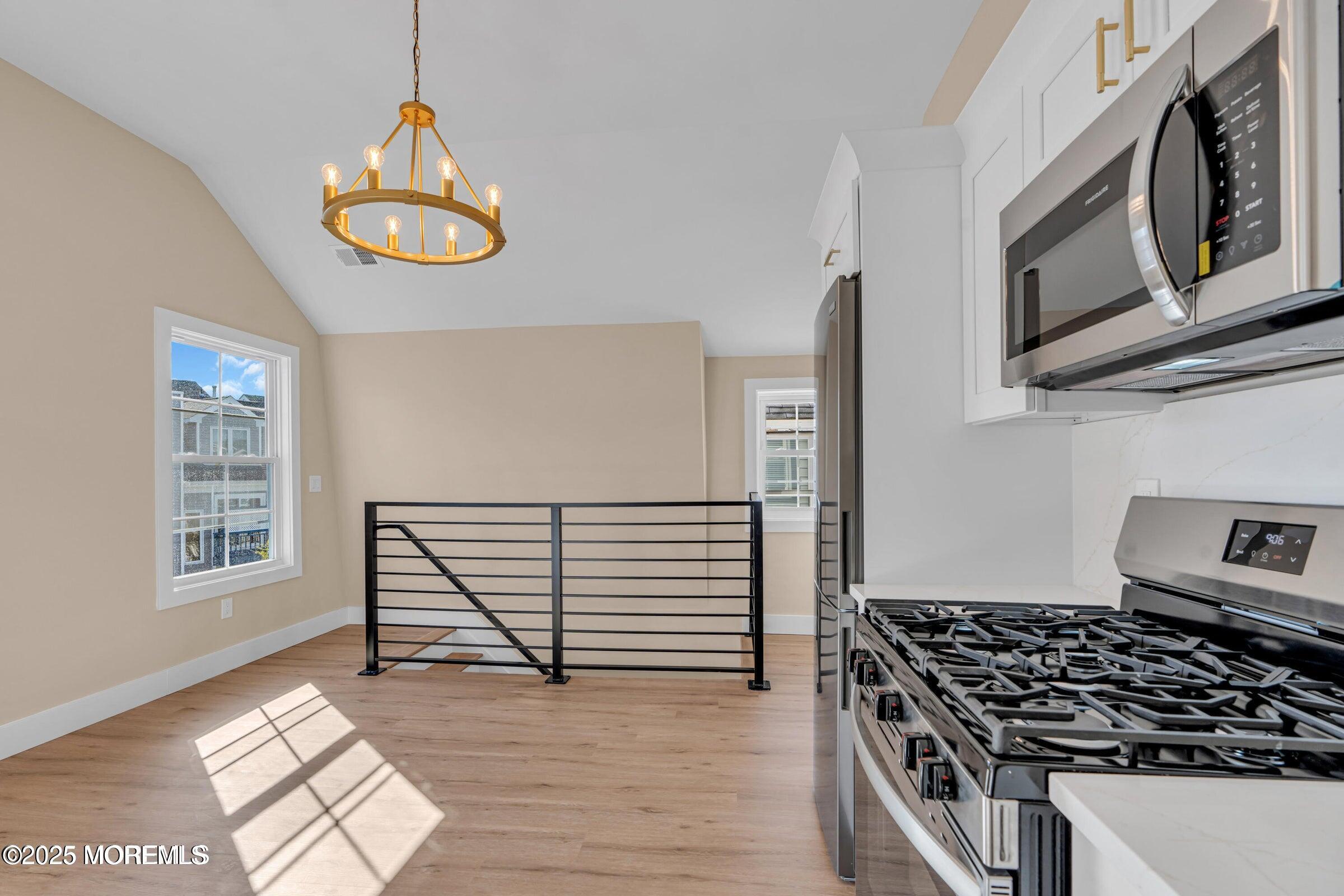 39 Seadrift Avenue Highlands NJ 07732