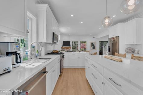 112 Sylvania Avenue Avon-by-the-sea NJ 07717