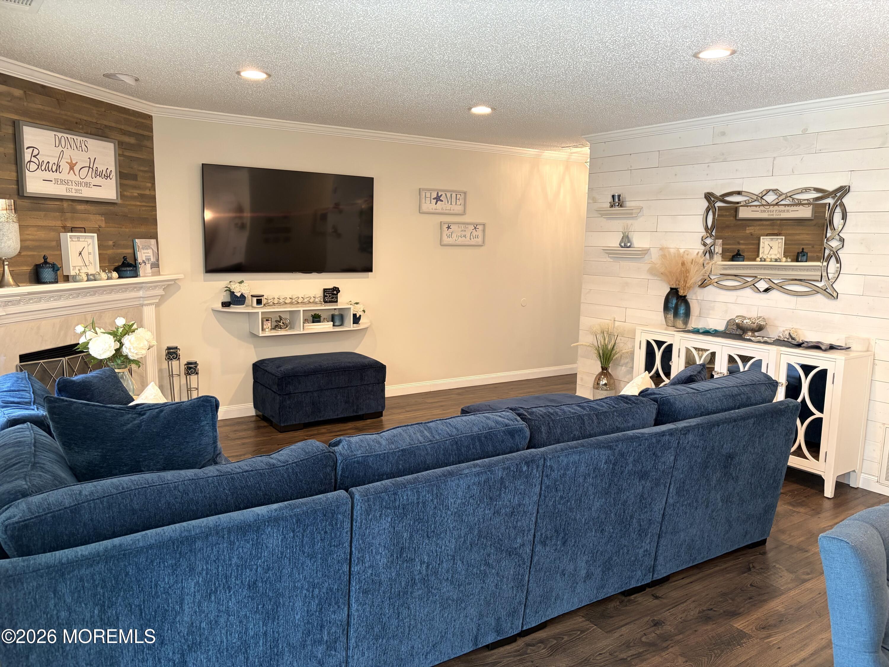 2111 Waters Edge Drive Toms River NJ 08753