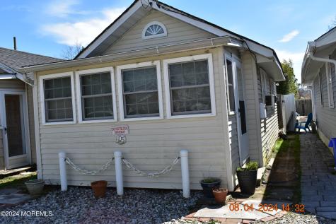 605 Central Avenue Spring Lake Heights NJ 07762
