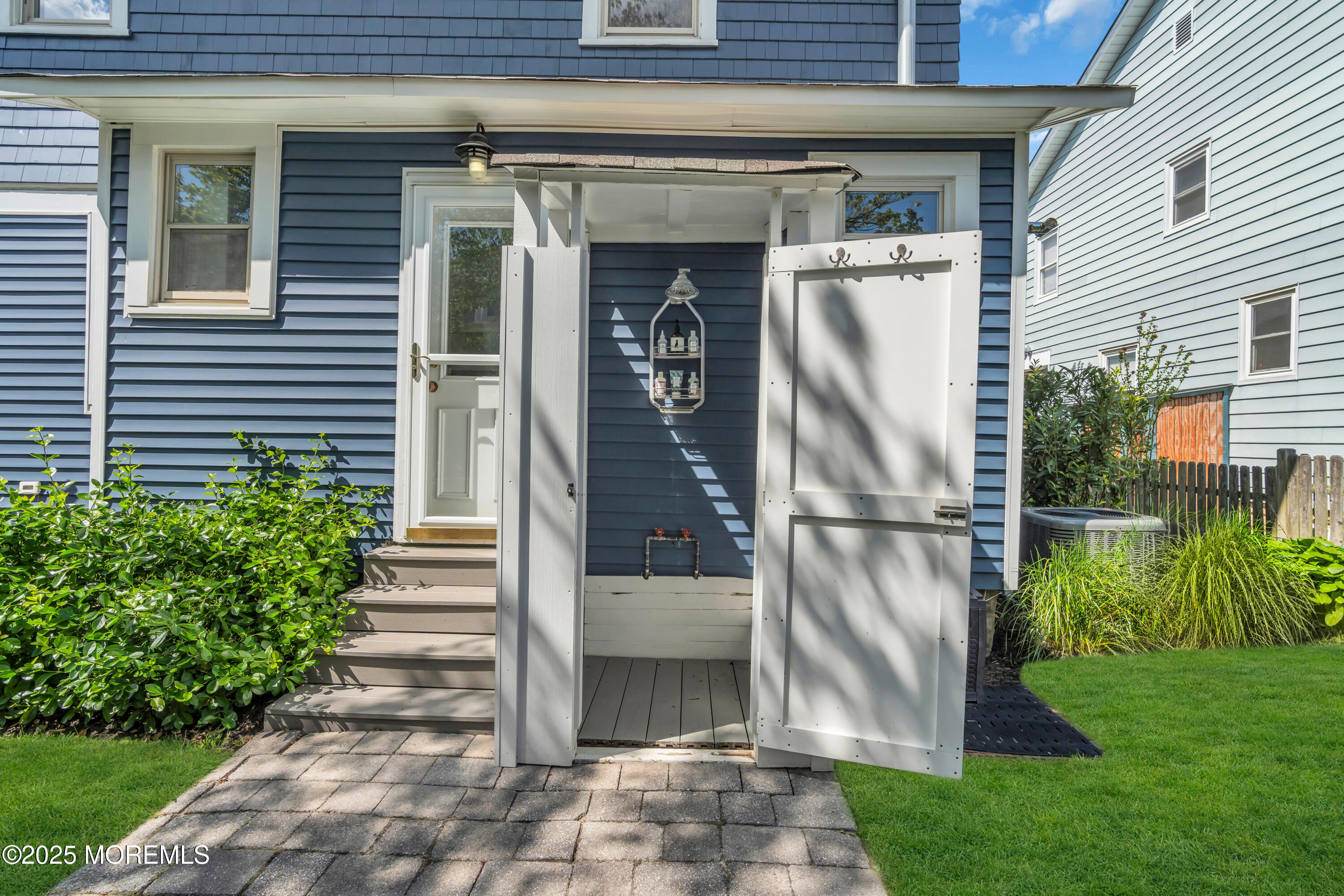 39 East End Avenue Avon-by-the-sea NJ 07717