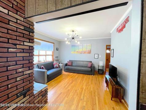 137 Oakland Street Red Bank NJ 07701