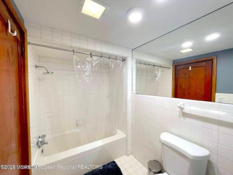 137 Oakland Street Red Bank NJ 07701