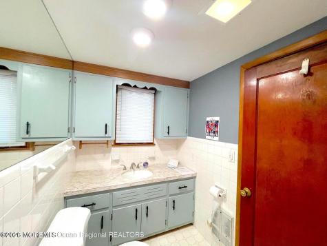 137 Oakland Street Red Bank NJ 07701