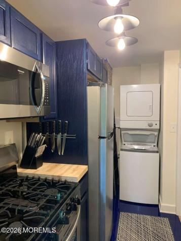 124 Mclaren Street Red Bank NJ 07701