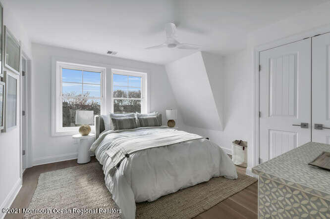 916 Ocean Avenue Mantoloking NJ 08738