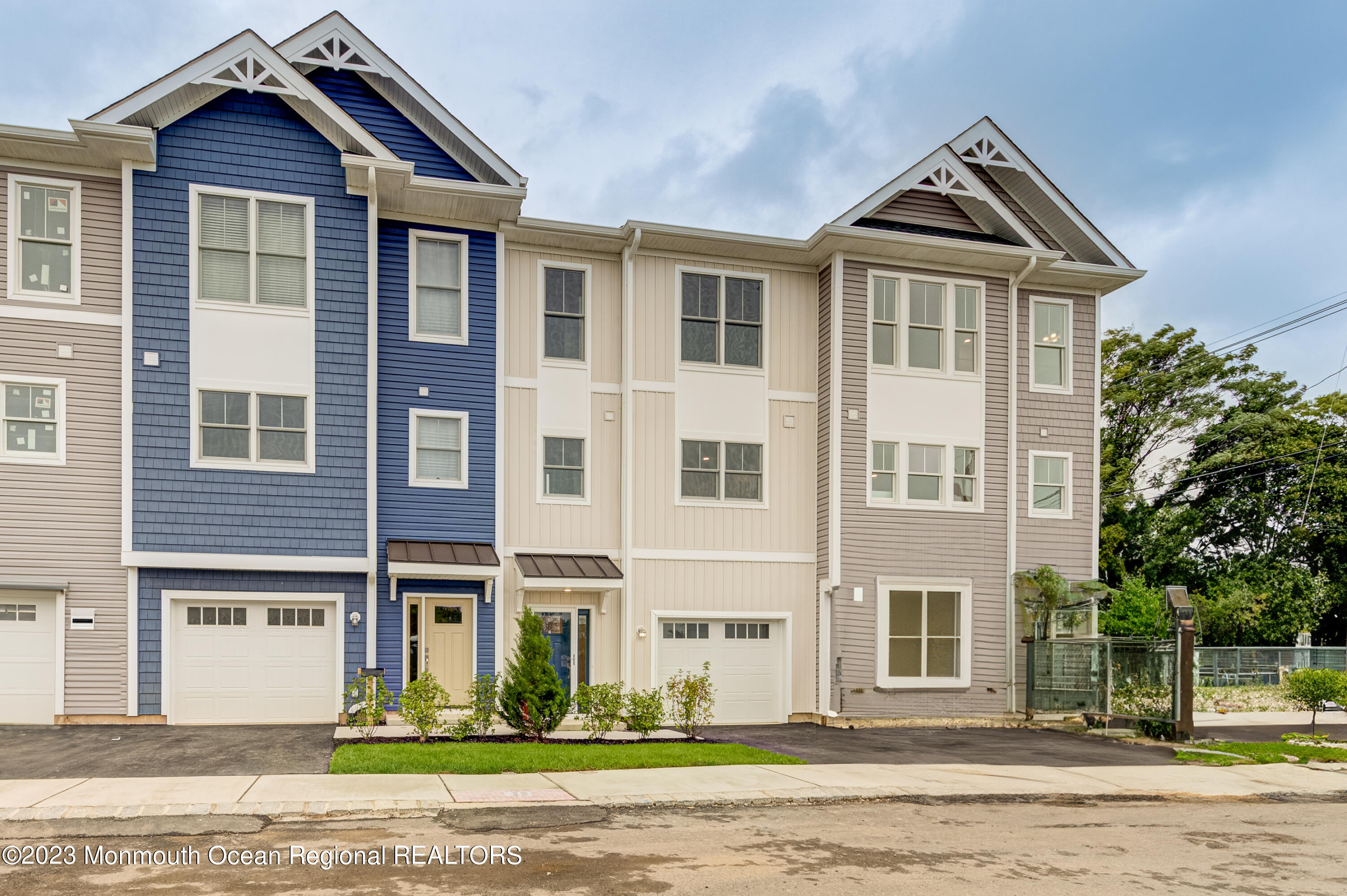 2 Raritan Cove Keyport NJ 07735