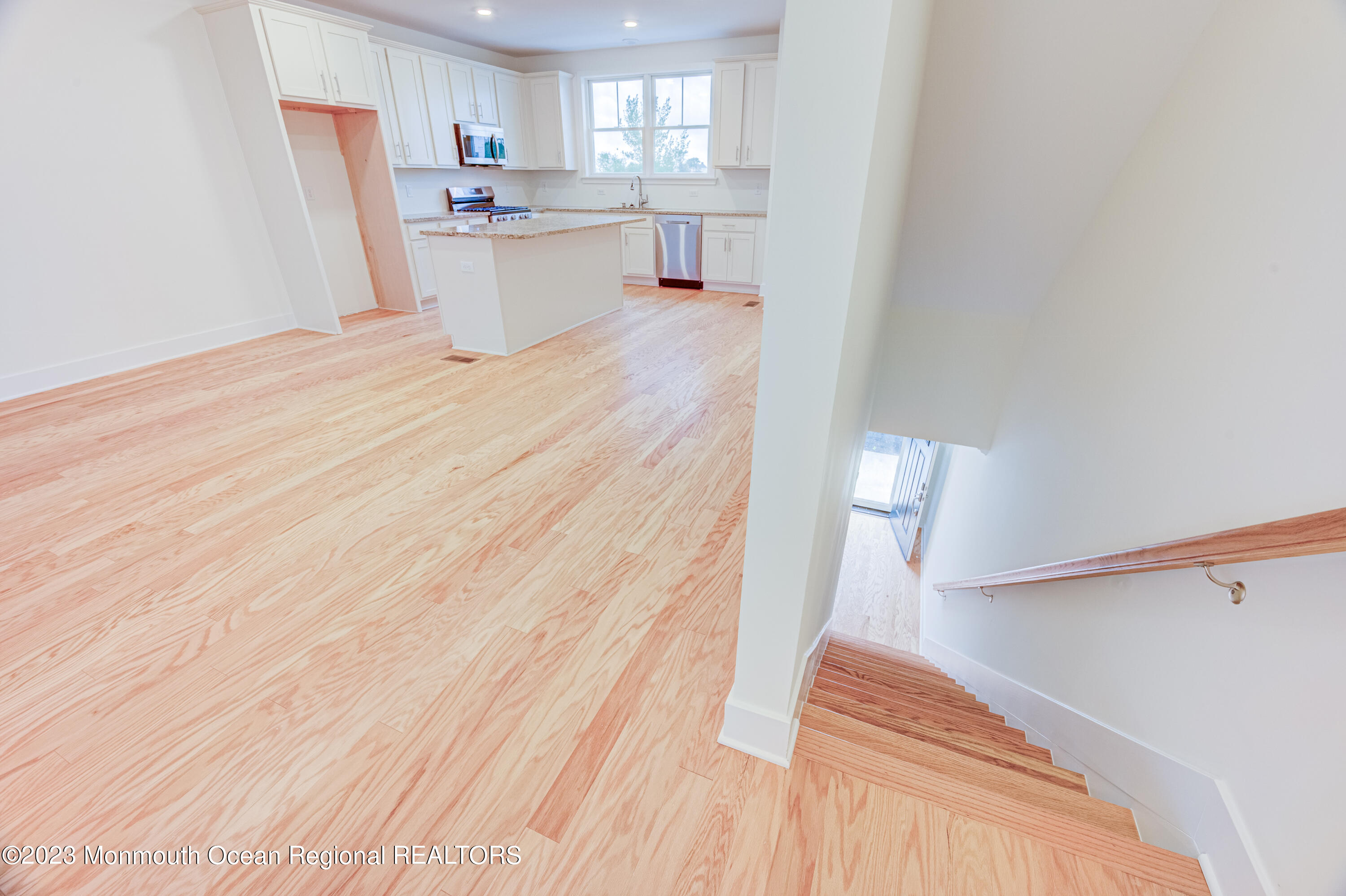 2 Raritan Cove Keyport NJ 07735