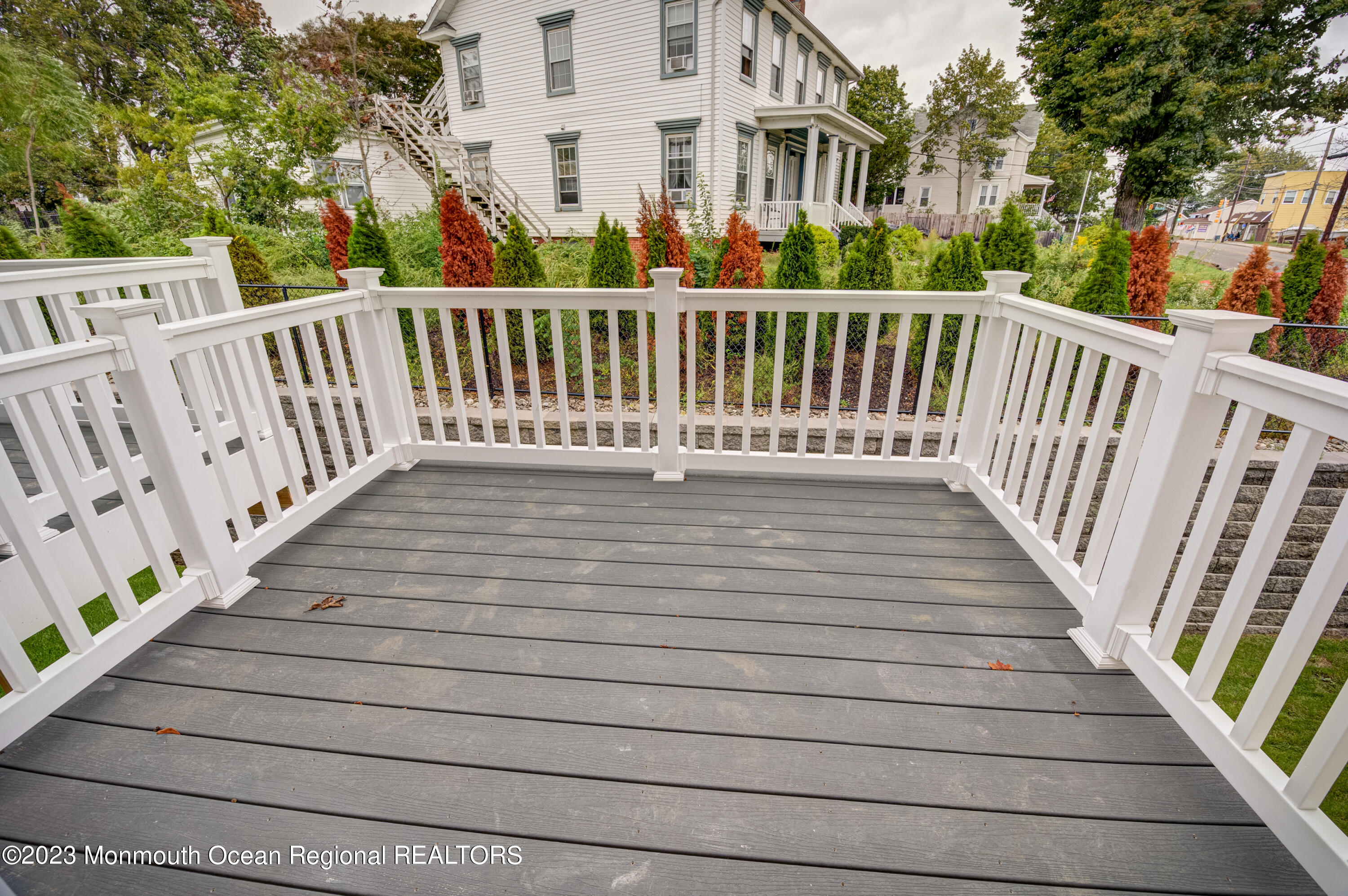 2 Raritan Cove Keyport NJ 07735