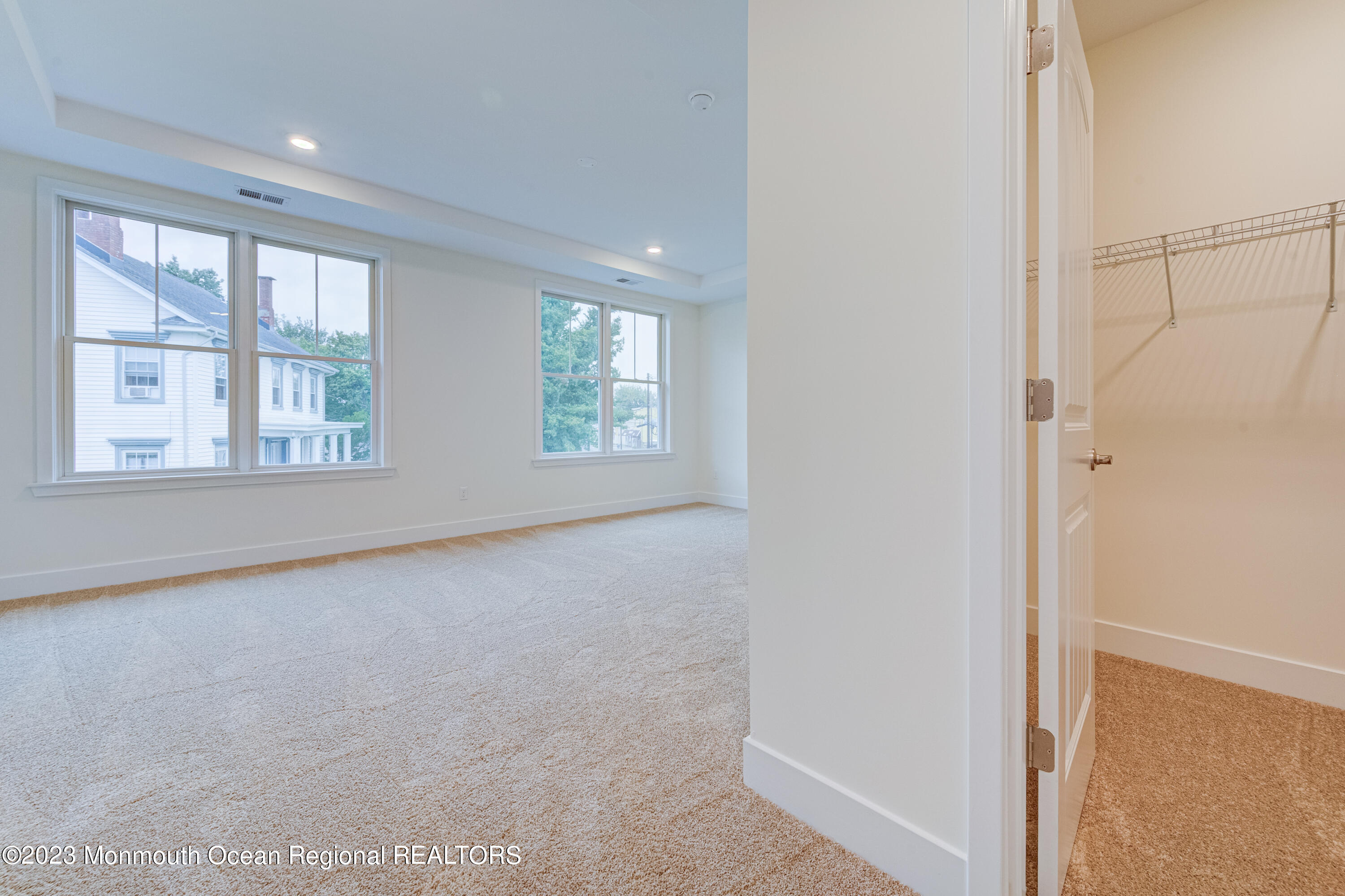 2 Raritan Cove Keyport NJ 07735