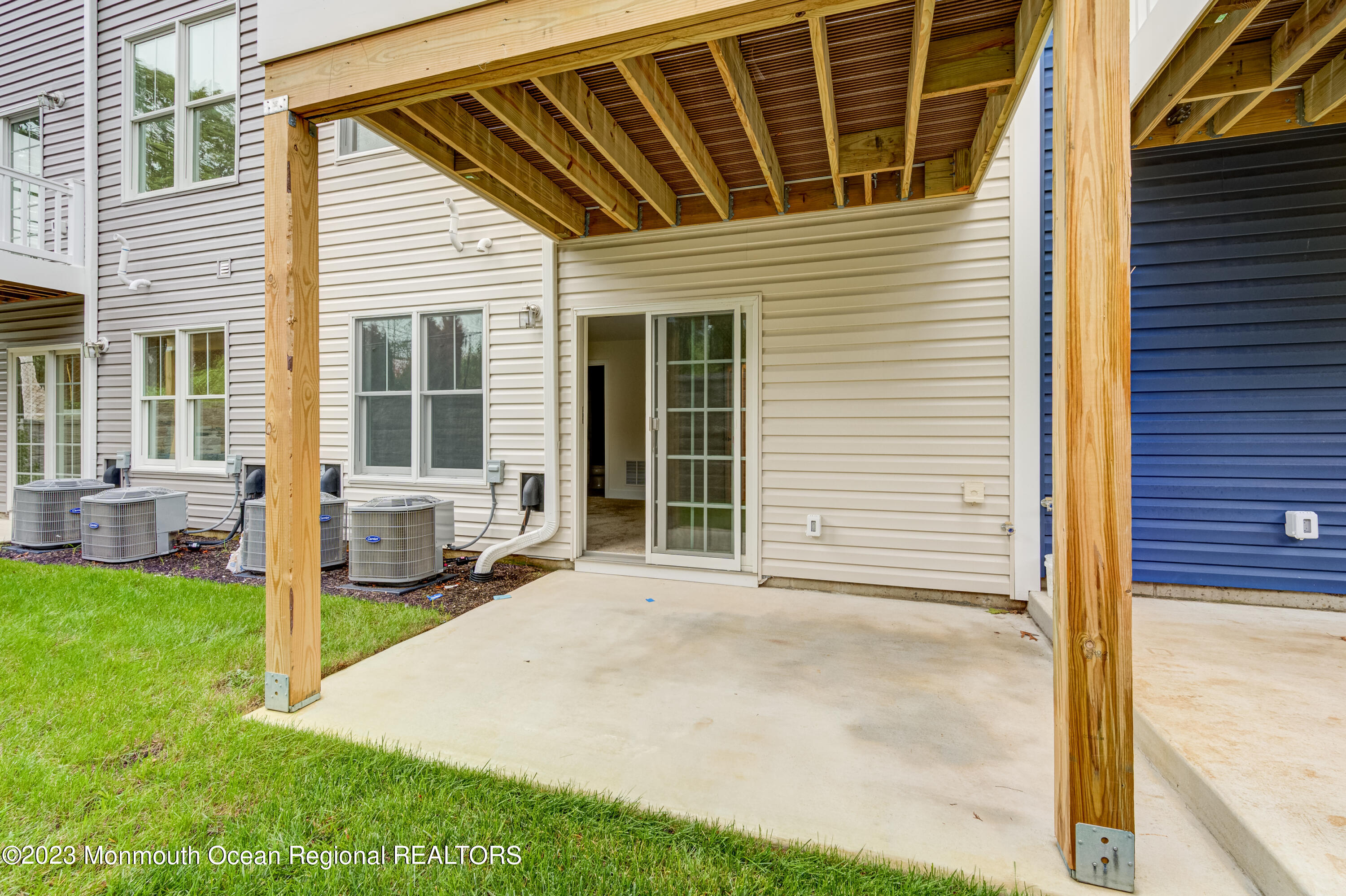 2 Raritan Cove Keyport NJ 07735