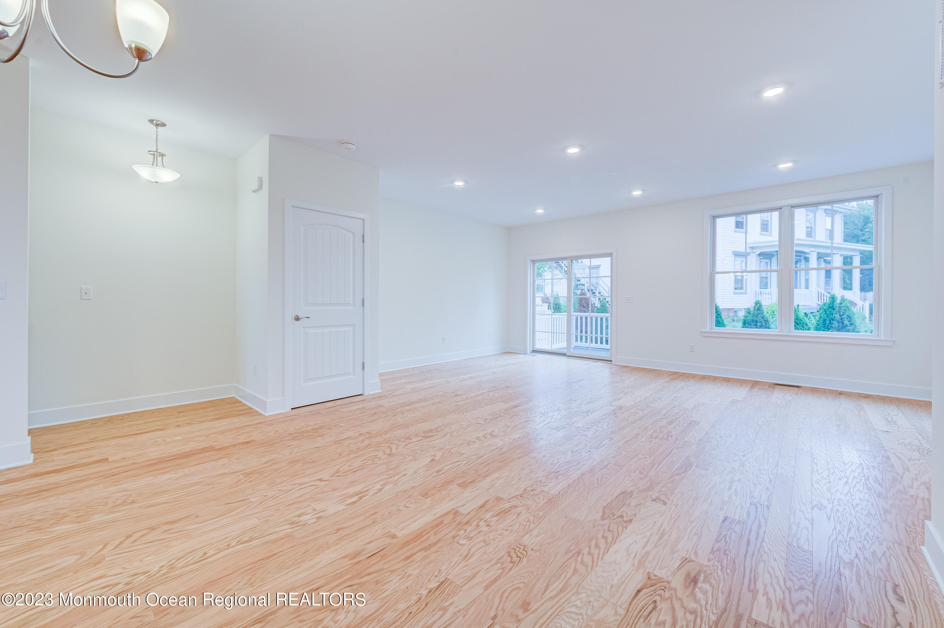 2 Raritan Cove Keyport NJ 07735