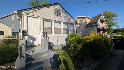 20 Ohio Avenue North Middletown NJ 07748