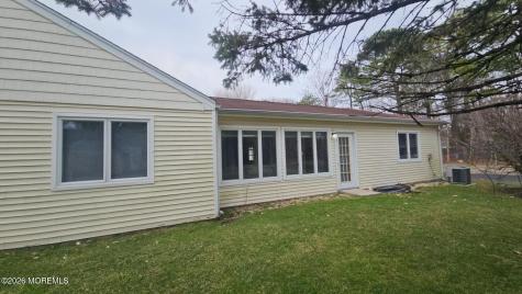 1700 Nj 37 W Toms River NJ 08757